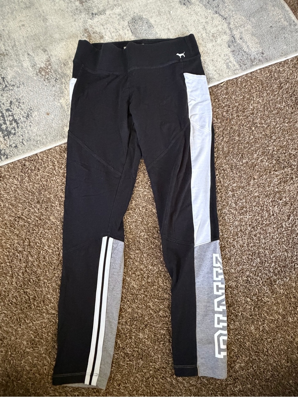 PINK Victoria's Secret Black Leggings with Gray & White Panels size Large